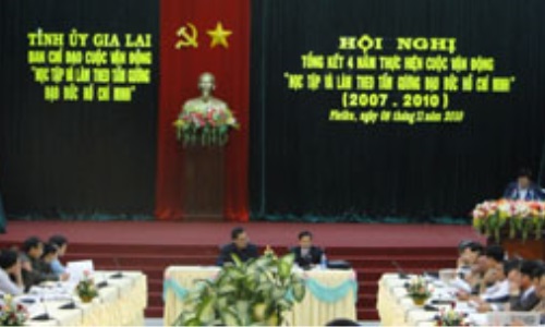 Gia Lai: Tổng kết 4 năm thực hiện Cuộc vận động "Học tập và làm theo tấm gương đạo đức Hồ Chí Minh "